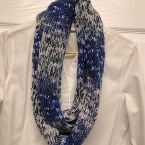 Selling: Knitted Infinitely Scarf, blue & gray colors